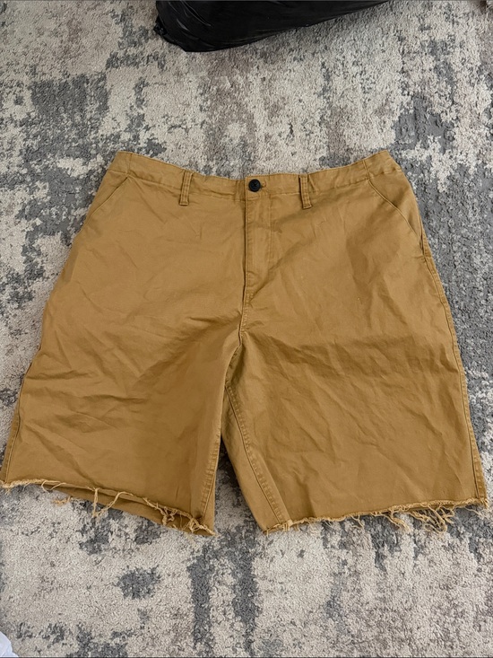KBB Other - KBB KHAKI- Shorts in Tan-Size Large women’s